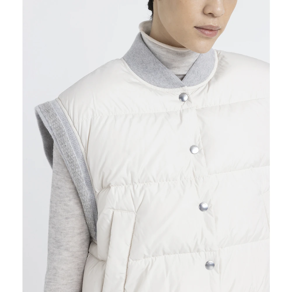 PESERICO Korte mouwloze donsjas met bomberhals Beige Dames