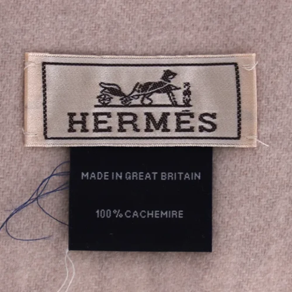 Hermès Vintage Pre-owned Cashmere scarves Pink Dames