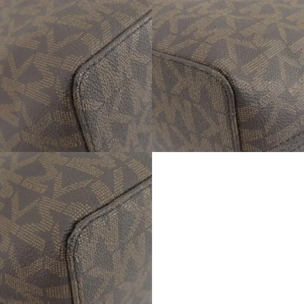 Michael Kors Pre-owned Plastic totes Brown Dames