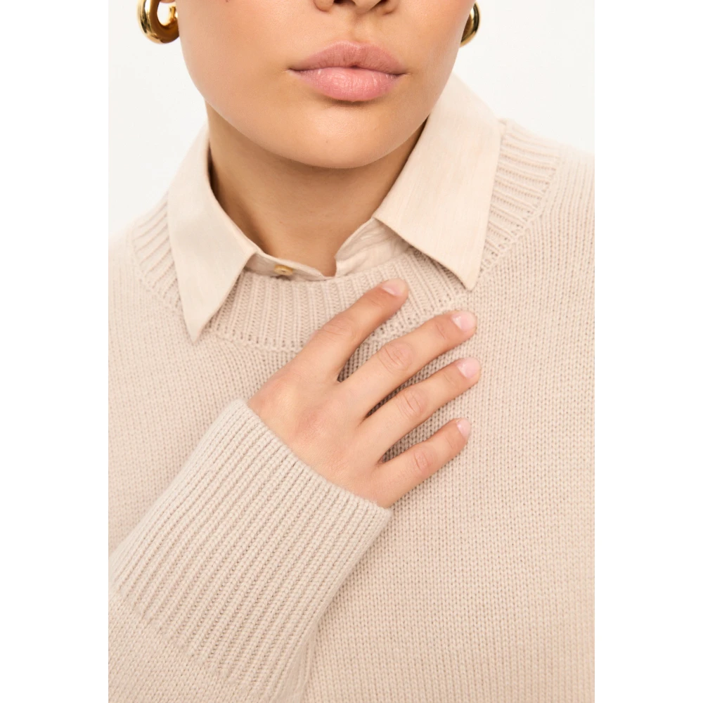 Cesare Gaspari Klassieke Crew Neck Sweater Mulan Beige Dames