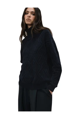 Velvet Rhombus Turtleneck Stickad