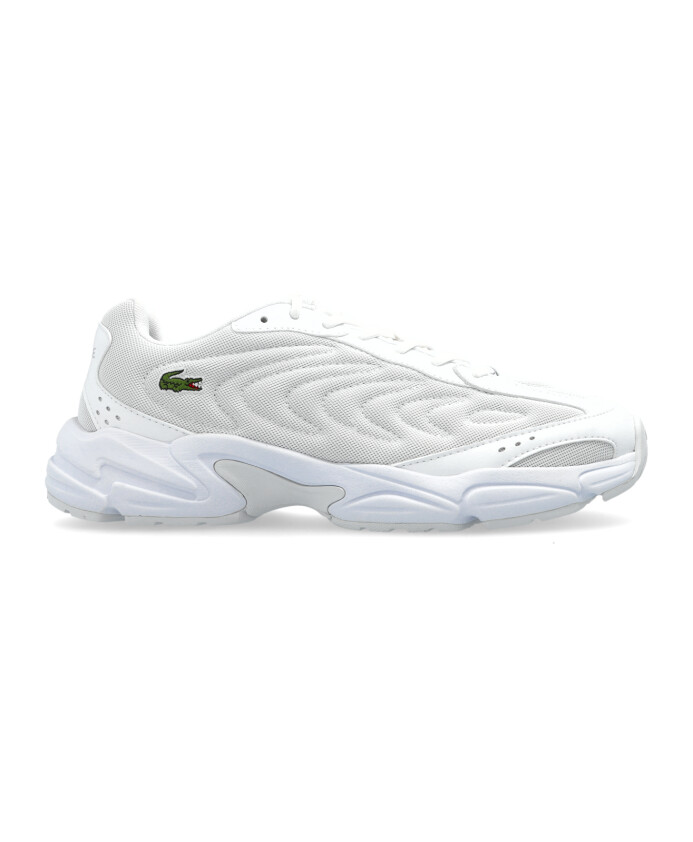 sports-shoes-with-logo