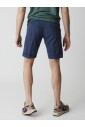 bermuda-chino-imprime-fleurs