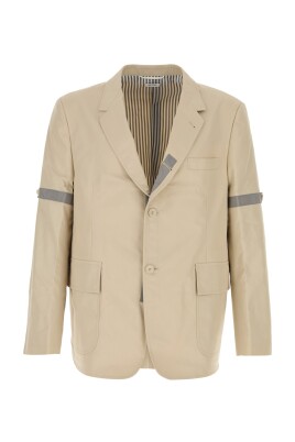 stylish-blazers-and-vests-for-men