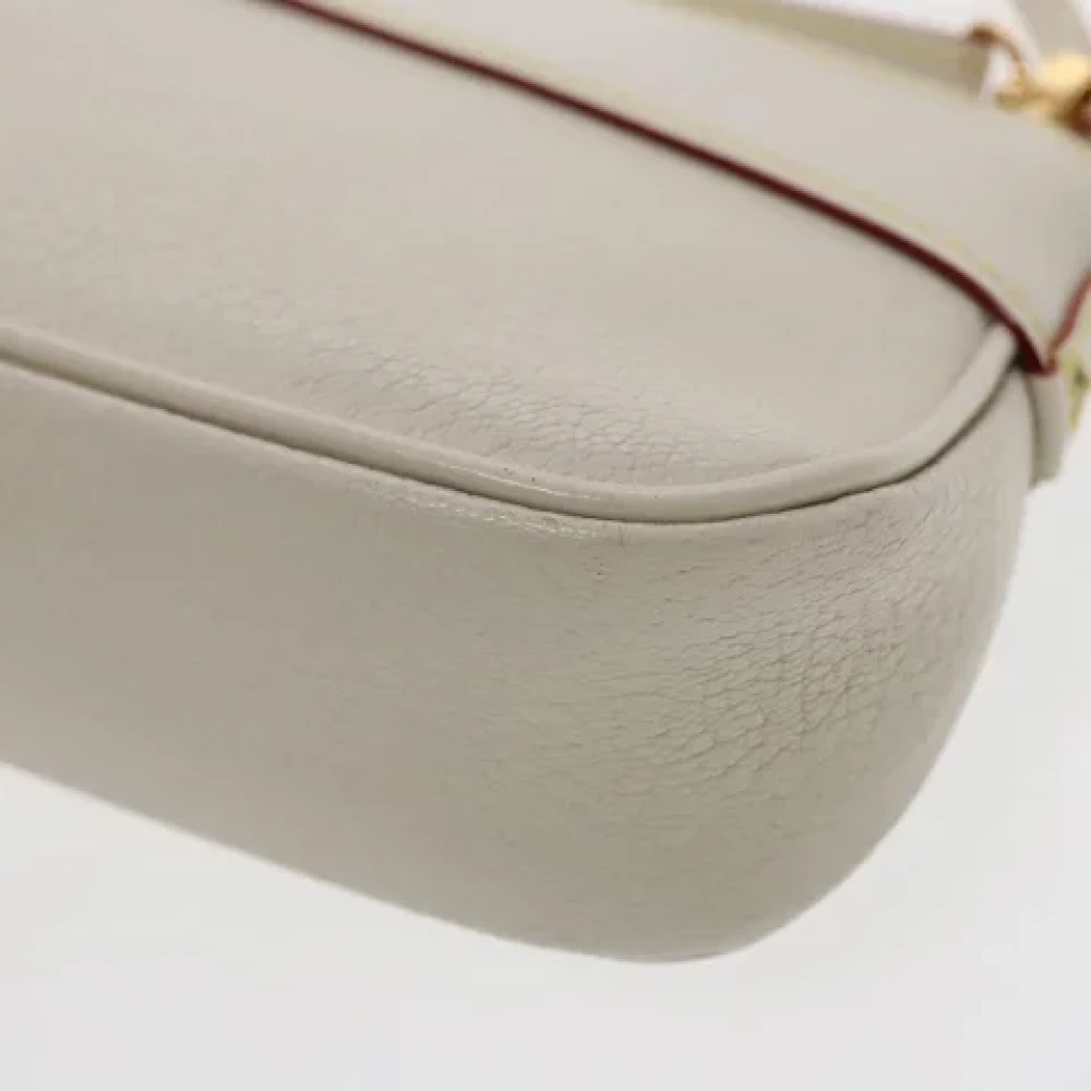 Louis Vuitton Vintage Pre-owned Leather clutches White Dames