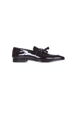 brown-loafer-shoes-with-tassels