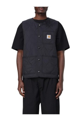 black-zip-up-jacket-with-pockets