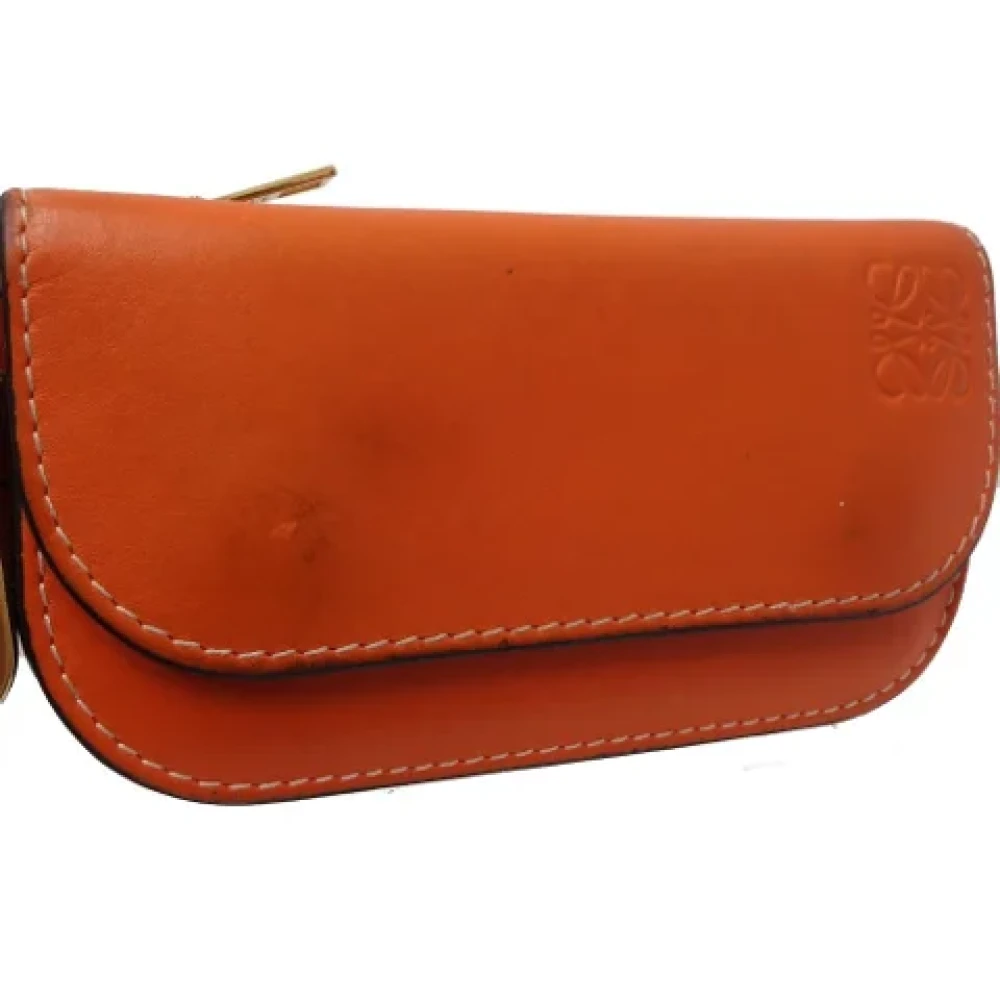 Loewe Pre-owned Leather wallets Orange Dames