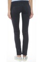 pantalon-en-denim-bleu