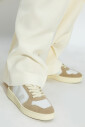 sports-shoes-v-82
