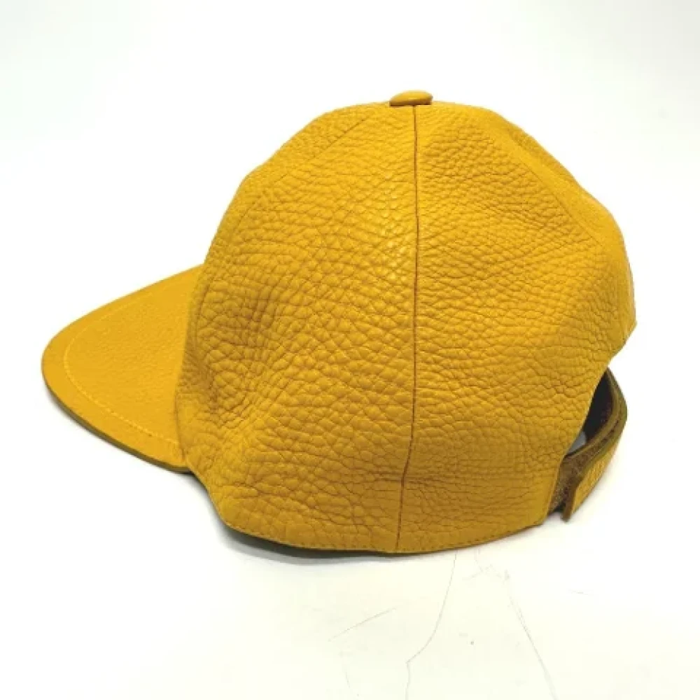 Fendi Vintage Pre-owned Leather hats Yellow Heren