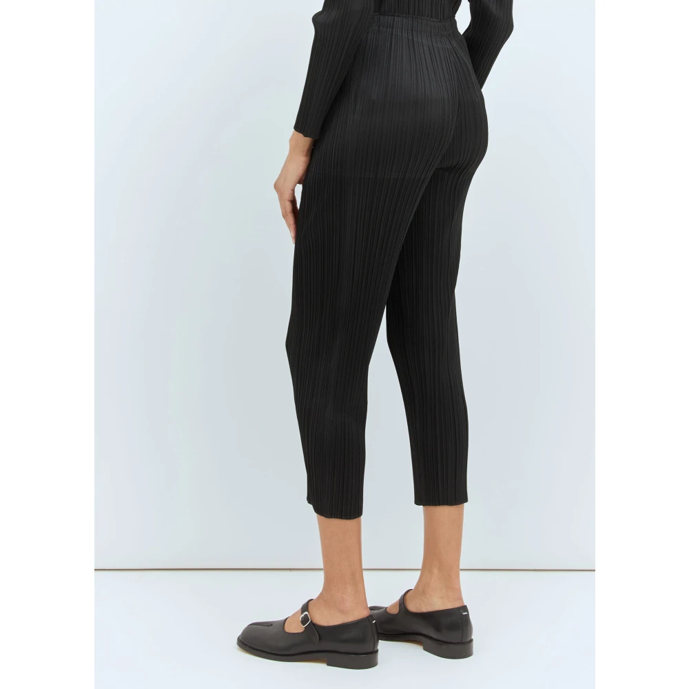 Issey Miyake Cropped Geplooide Broek Black Dames