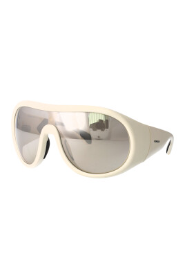 stylish-sunglasses-with-cloche-design