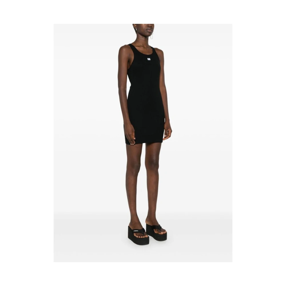 Moschino Zwarte Katoenen Geribbelde Logo Patch Jurk Black Dames