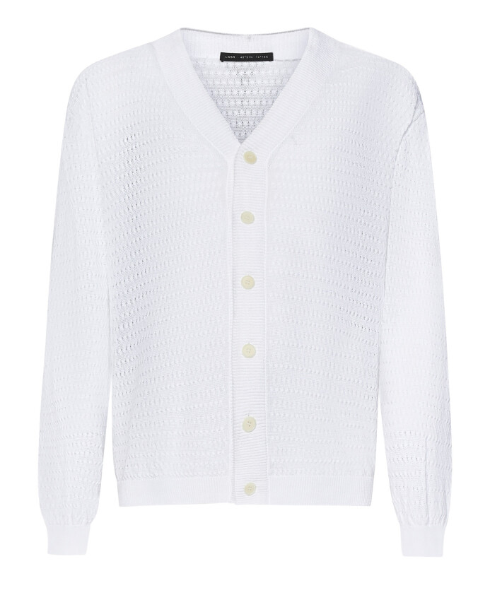 pull-blanc-a-col-en-v-avec-boutons