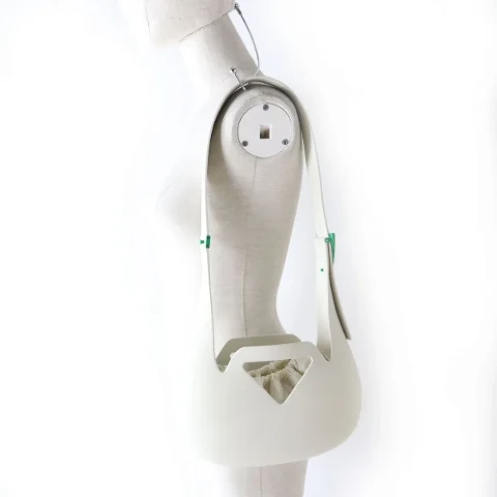 Bottega Veneta Vintage Pre-owned Plastic shoulder-bags White Dames