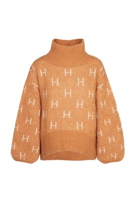 heavy-knitwear-sweater