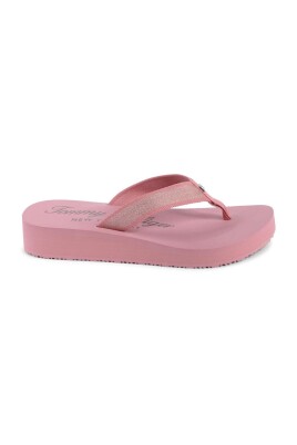 pink-thong-sandals