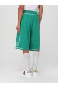 shorts-verts-avec-details-contrastants