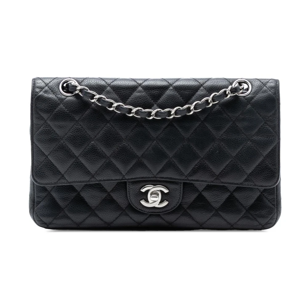 Chanel Vintage Women's Black Pre-Owned Quilted Flap Bag