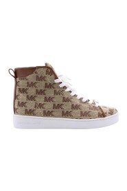 Schnürstiefel