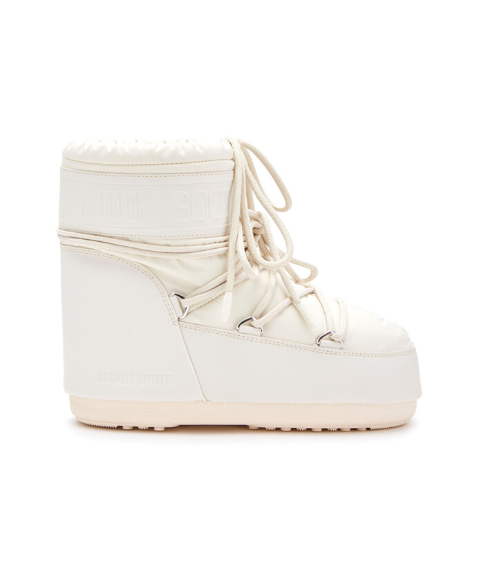 white-icon-low-rubber-boots