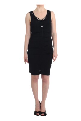elegant-black-knee-length-sheath-dress