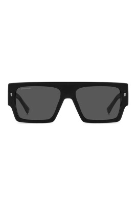 black-sunglasses-stylish-model