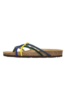 Flatsandaler i tyg och pärlor
