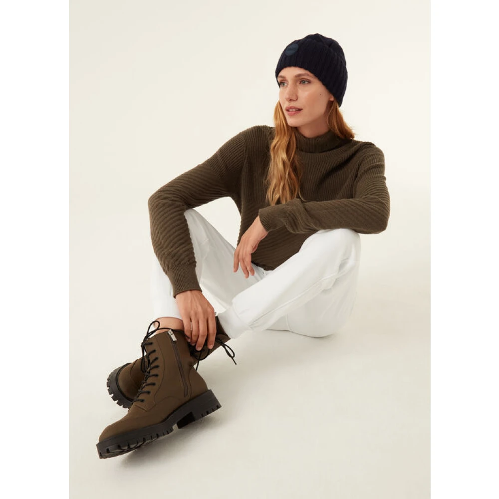 Colmar Witte Sweatpants met Sportieve Geribbelde Tailleband White Dames