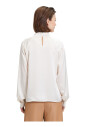 blouse-met-opstaande-kraag