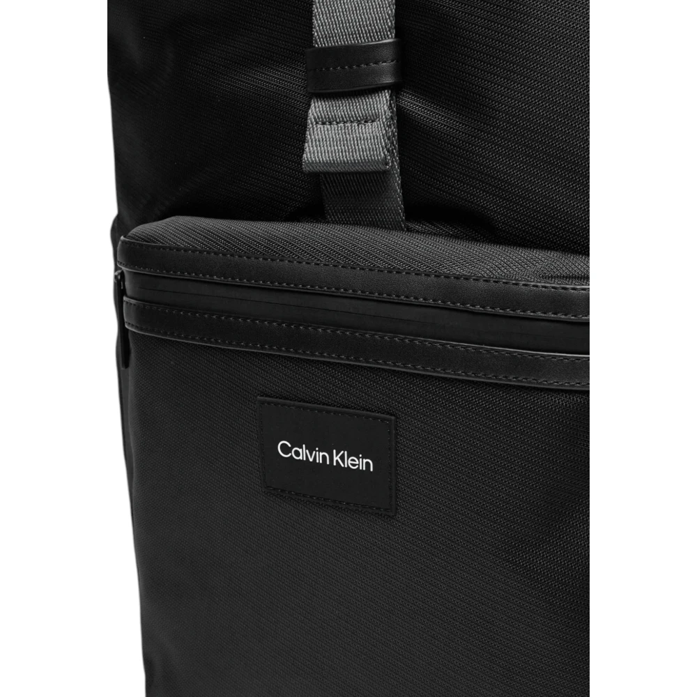Calvin Klein Stijlvolle gespsluitingstas met zakken Black Heren