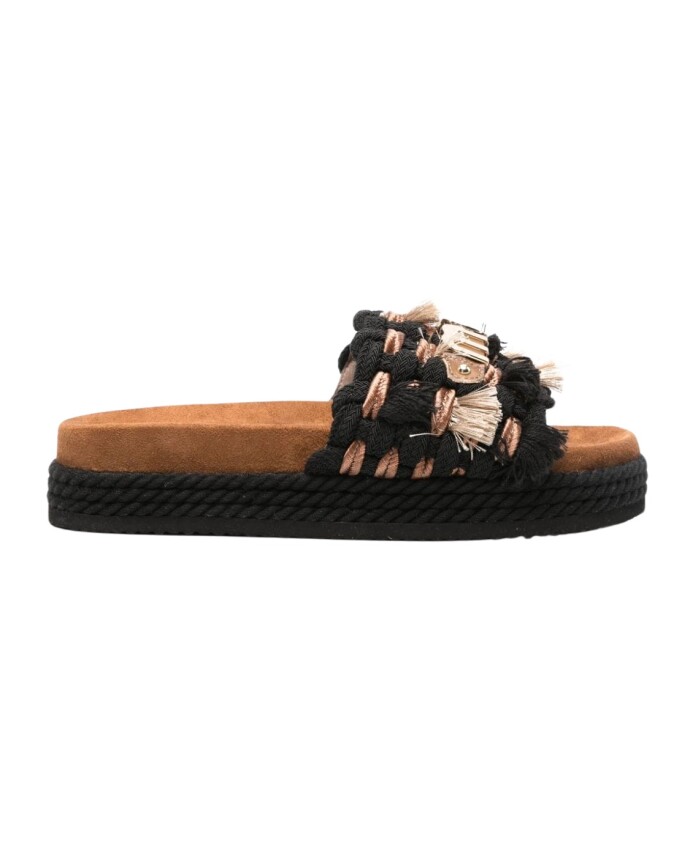 sandales-noires-ss24