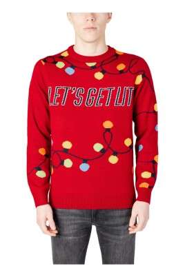 red-round-neck-knitwear-for-men