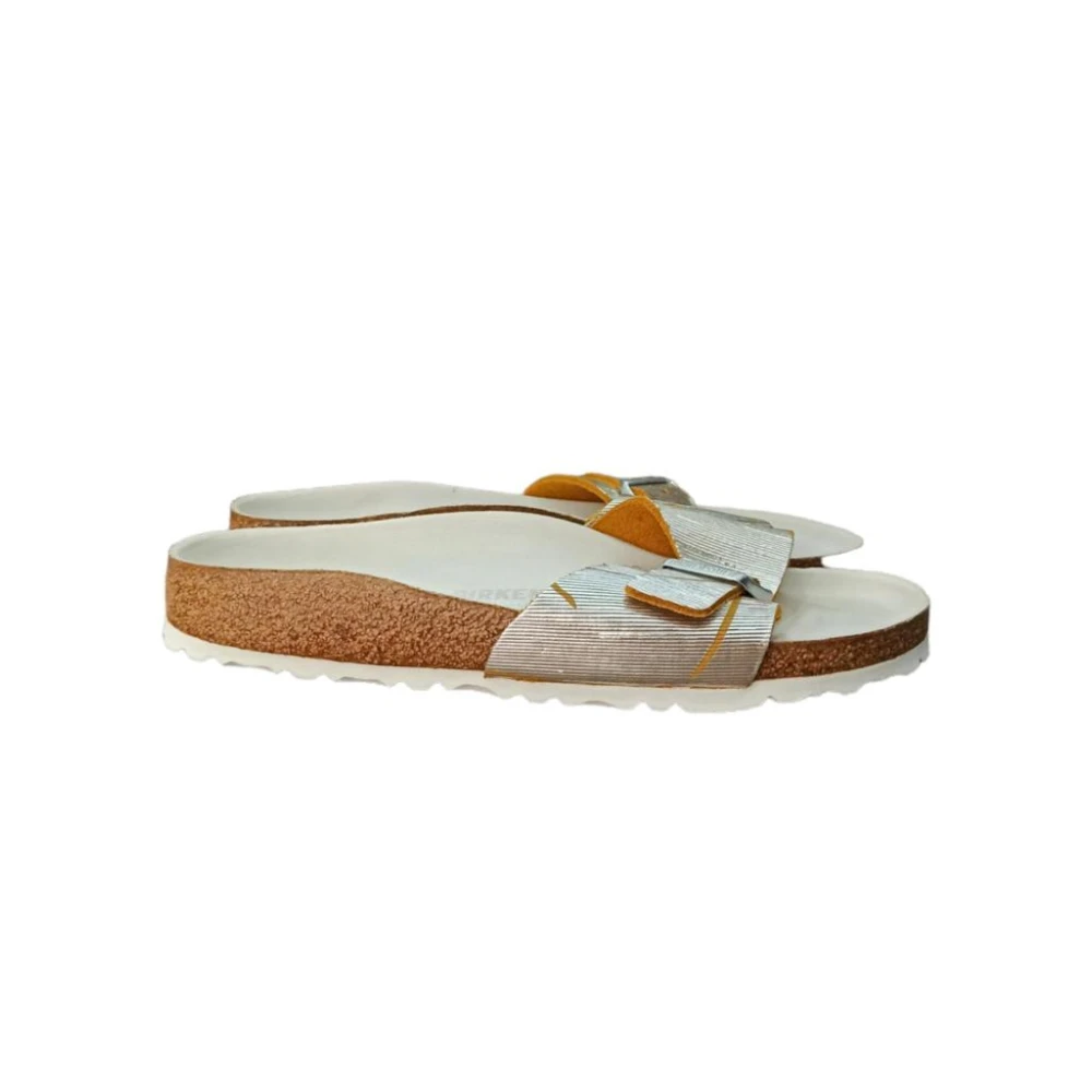 Birkenstock Women's Beige Sliders, 7 Uk, Stylish Sandals For Summer Days