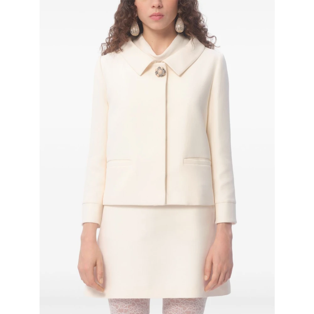 Valentino Garavani Ivoor Juweelknoop Blazer Jas Beige Dames