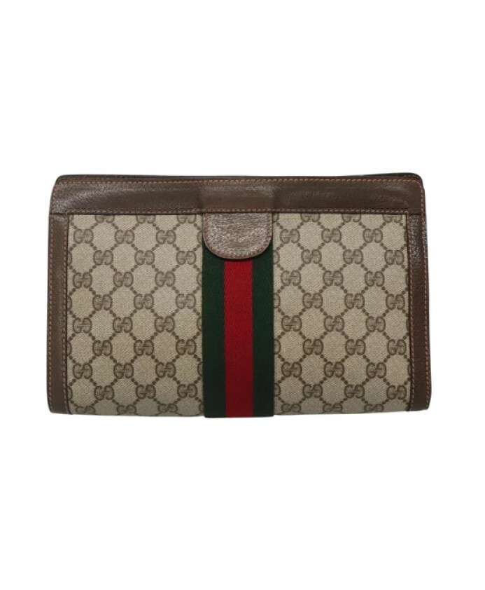 pre-owned-leather-clutches