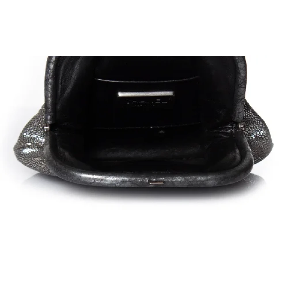 Chanel Vintage Pre-owned Fabric clutches Gray Dames