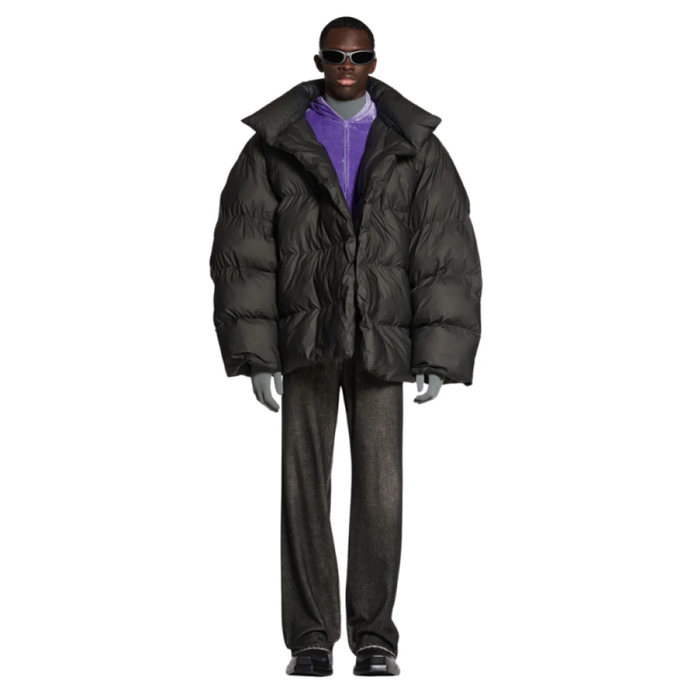 Balenciaga Zwarte Pufferjas met Wrap Sluiting Black Dames