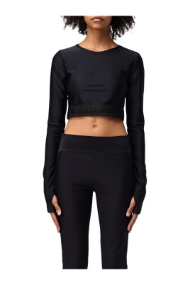 black-longsleeve-crop-top-with-thumbholes