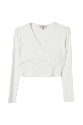 kids-white-sweater-chic-style