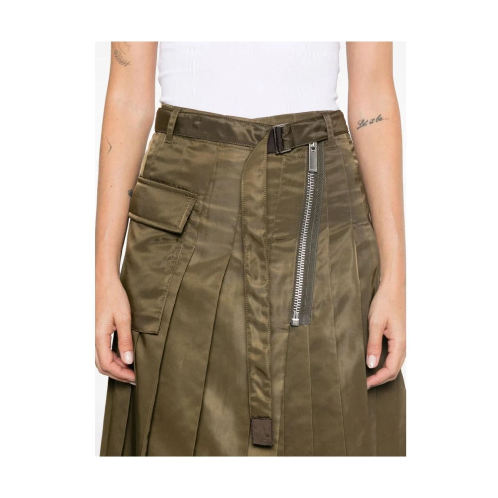 Sacai Groene Asymmetrische Geplooide Rok Green Dames