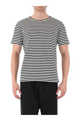striped-crew-neck-half-sleeve-t-shirt