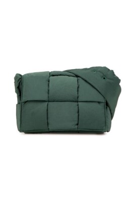 pre-owned-fabric-shoulder-bags