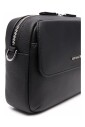 casual-messenger-bag-in-black-leather
