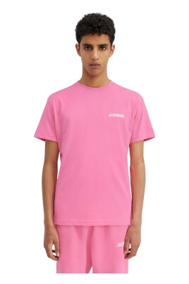 t-shirt-avec-logo-sur-le-devant