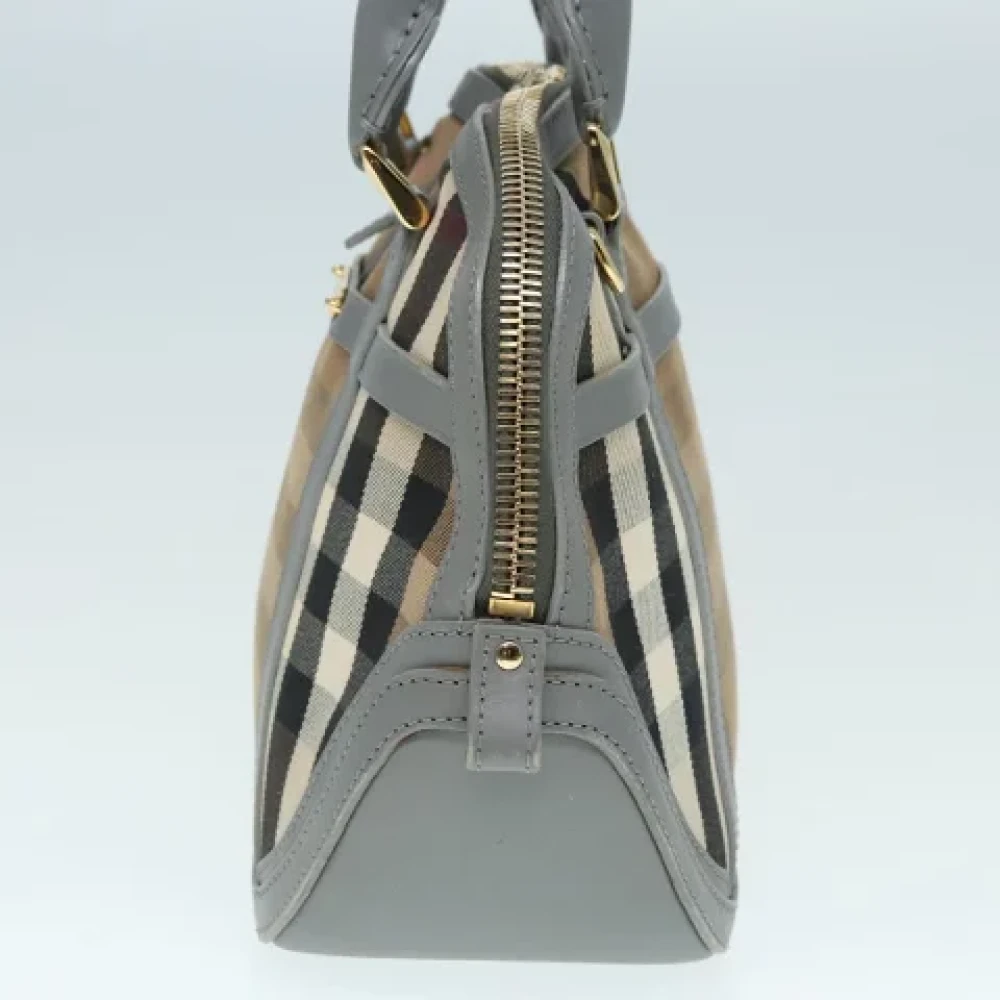 Burberry Vintage Pre-owned Canvas handbags Beige Dames
