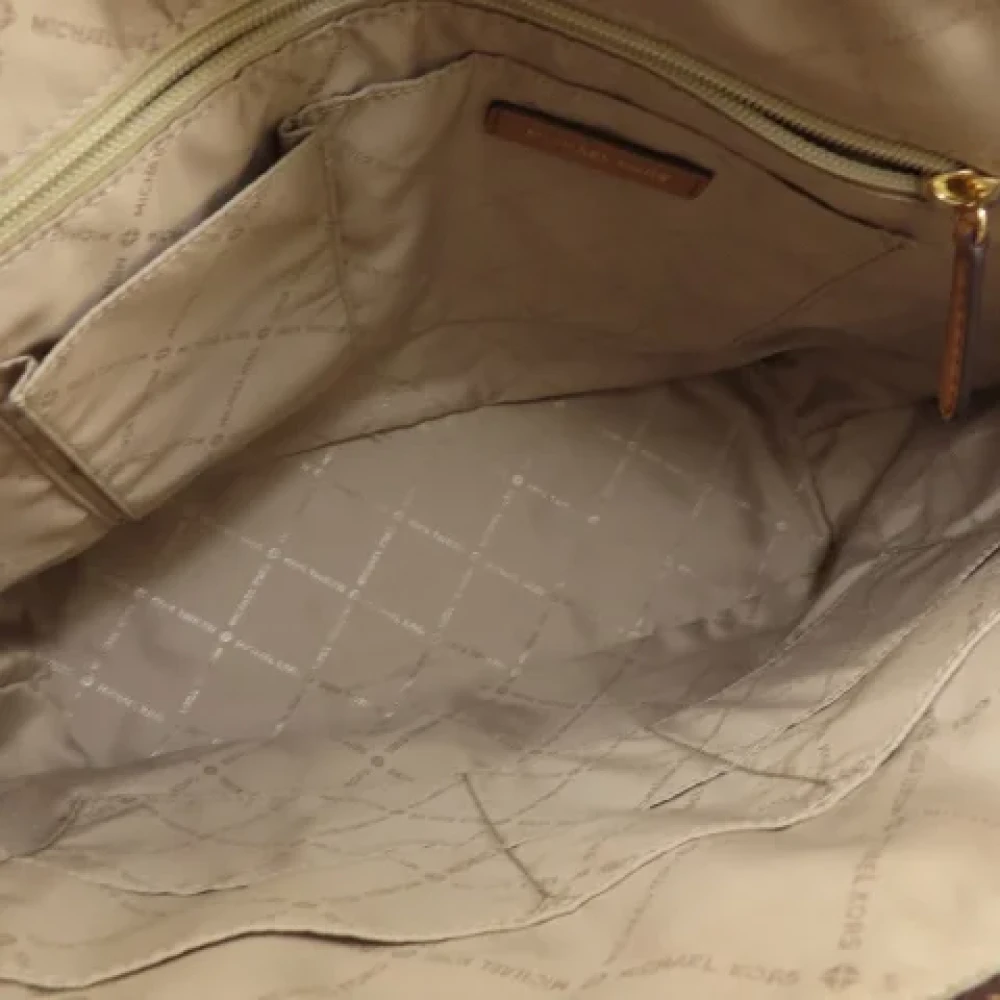 Michael Kors Pre-owned Canvas shoulder-bags Brown Dames