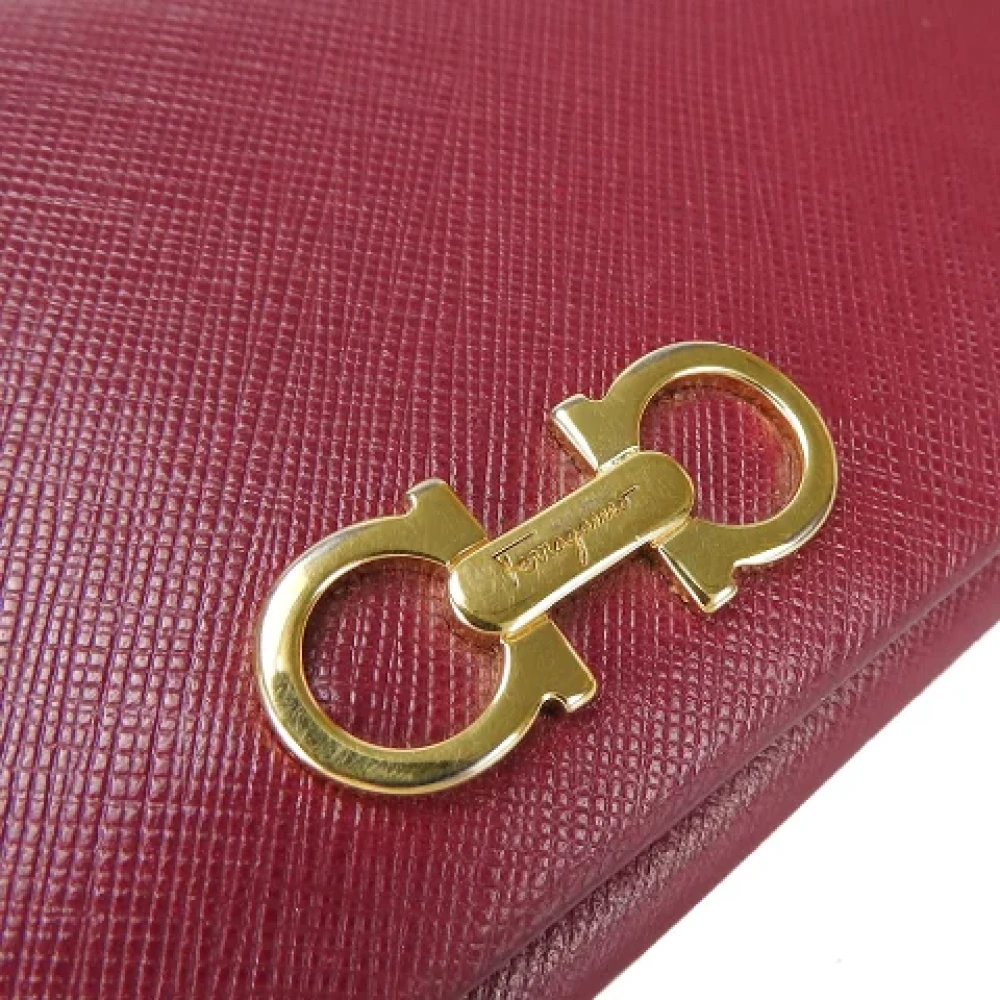 Salvatore Ferragamo Pre-owned Leather wallets Red Dames