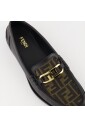 laeder-slip-on-loafers-med-metal-detalje